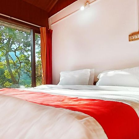 Hotel Exotica Holidays Viripara Exteriér fotografie